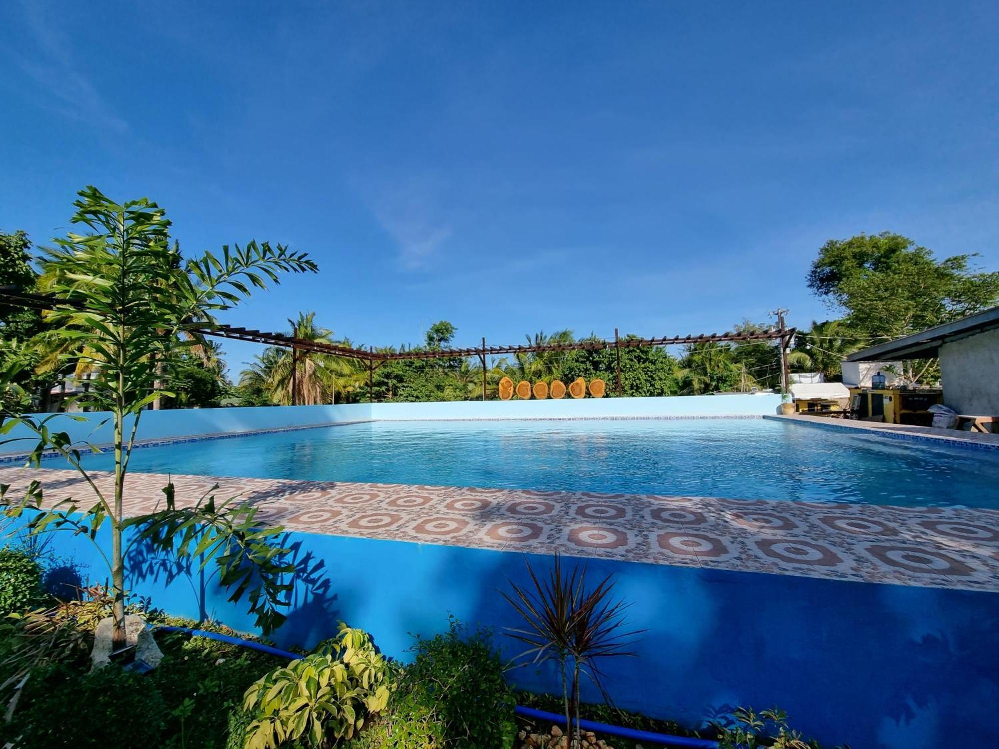Yemaya De Laiya Powered By Cocotel Batangas Екстер'єр фото