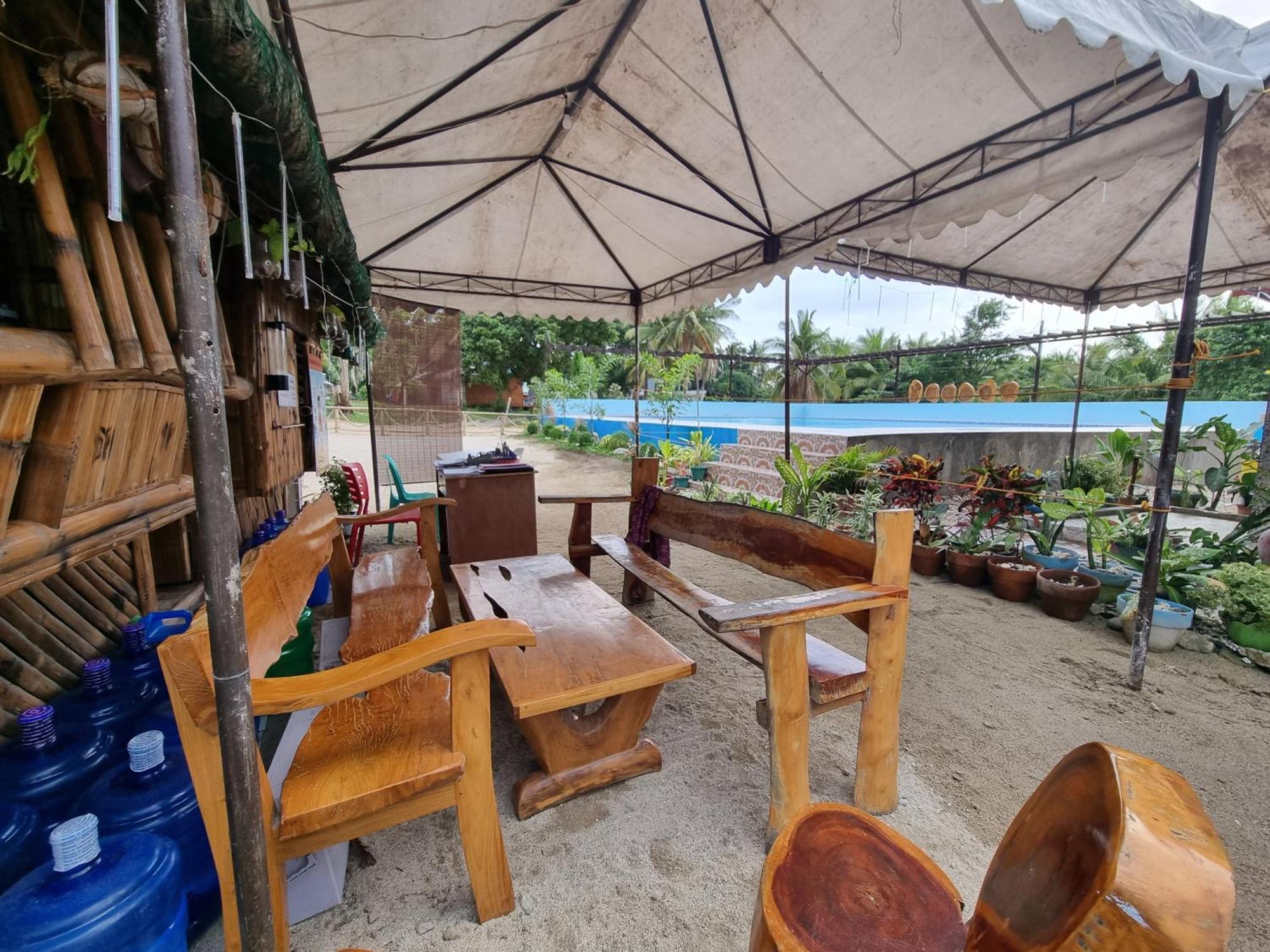 Yemaya De Laiya Powered By Cocotel Batangas Екстер'єр фото
