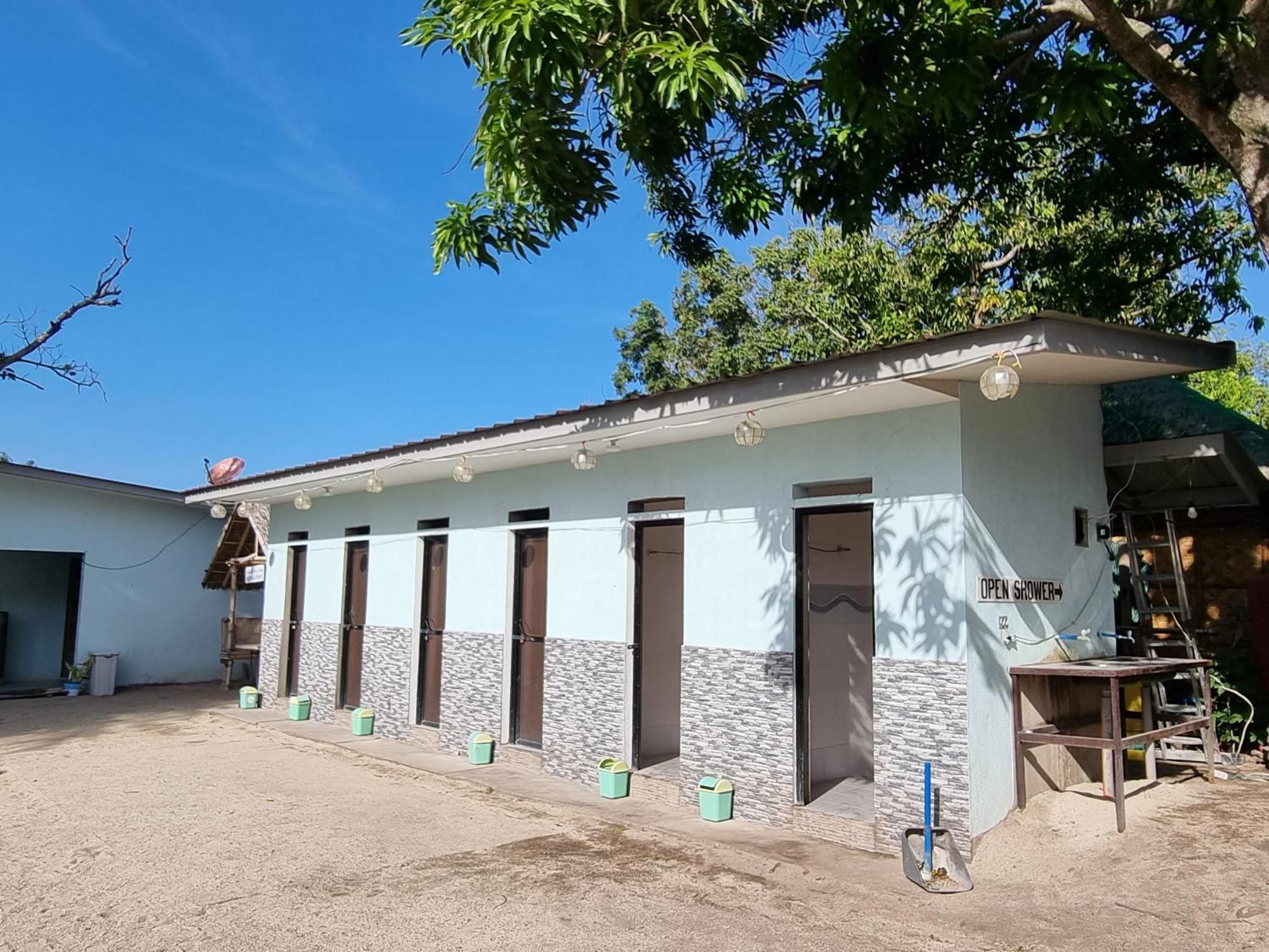 Yemaya De Laiya Powered By Cocotel Batangas Екстер'єр фото