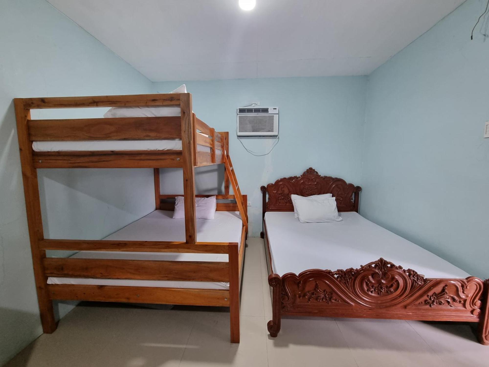Yemaya De Laiya Powered By Cocotel Batangas Номер фото