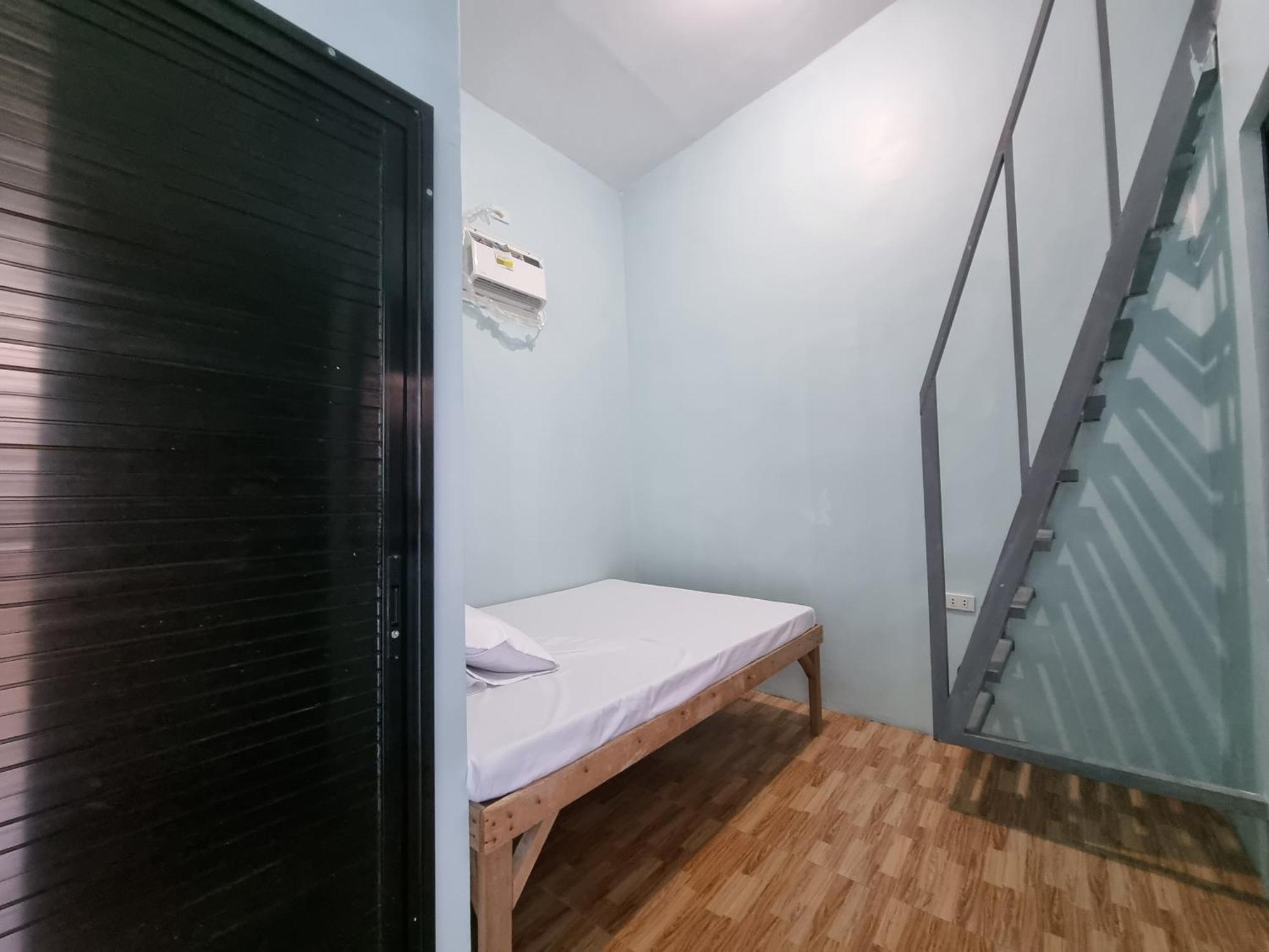 Yemaya De Laiya Powered By Cocotel Batangas Номер фото