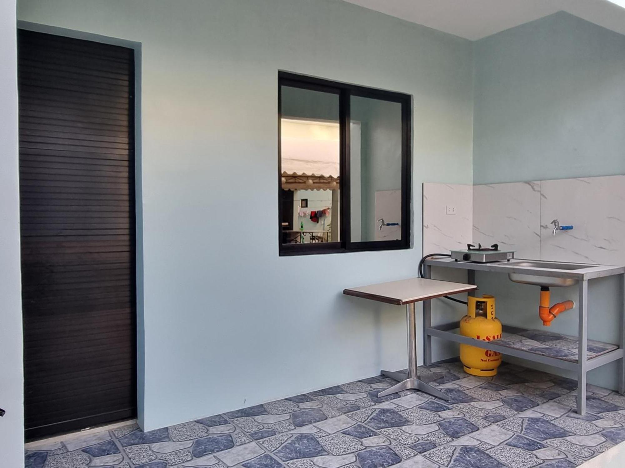 Yemaya De Laiya Powered By Cocotel Batangas Номер фото