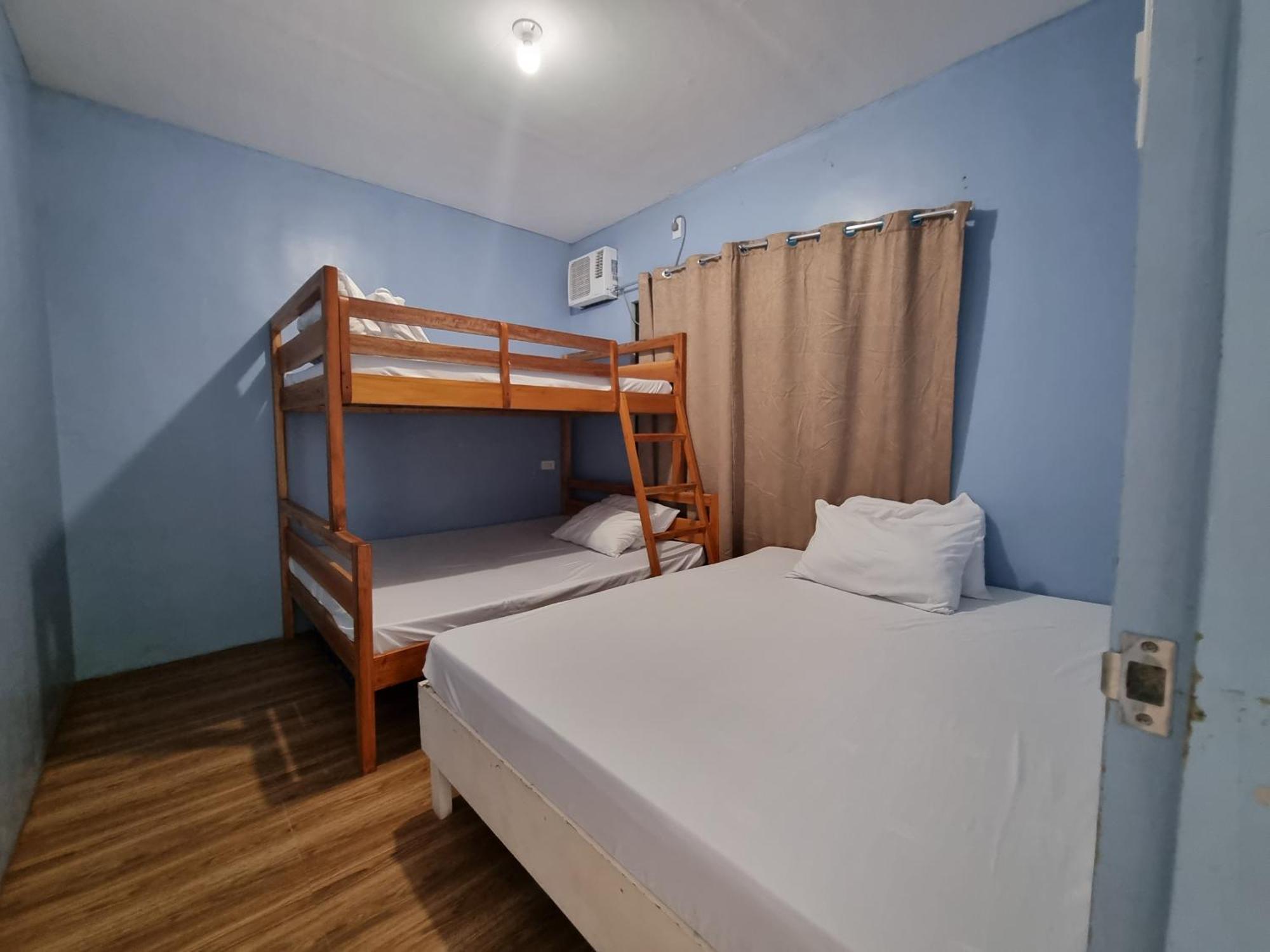 Yemaya De Laiya Powered By Cocotel Batangas Номер фото